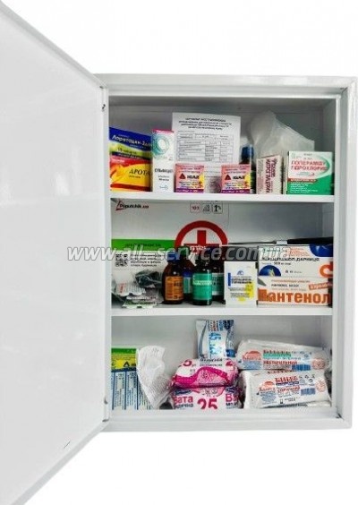 Автомобильная аптечка Poputchik 02-082-IS Автомобильная аптечка Poputchik 02-082-IS