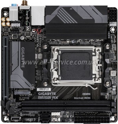   GIGABYTE B650I AX