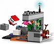 ����������� LEGO Minecraft ������� � ���������� (21274)